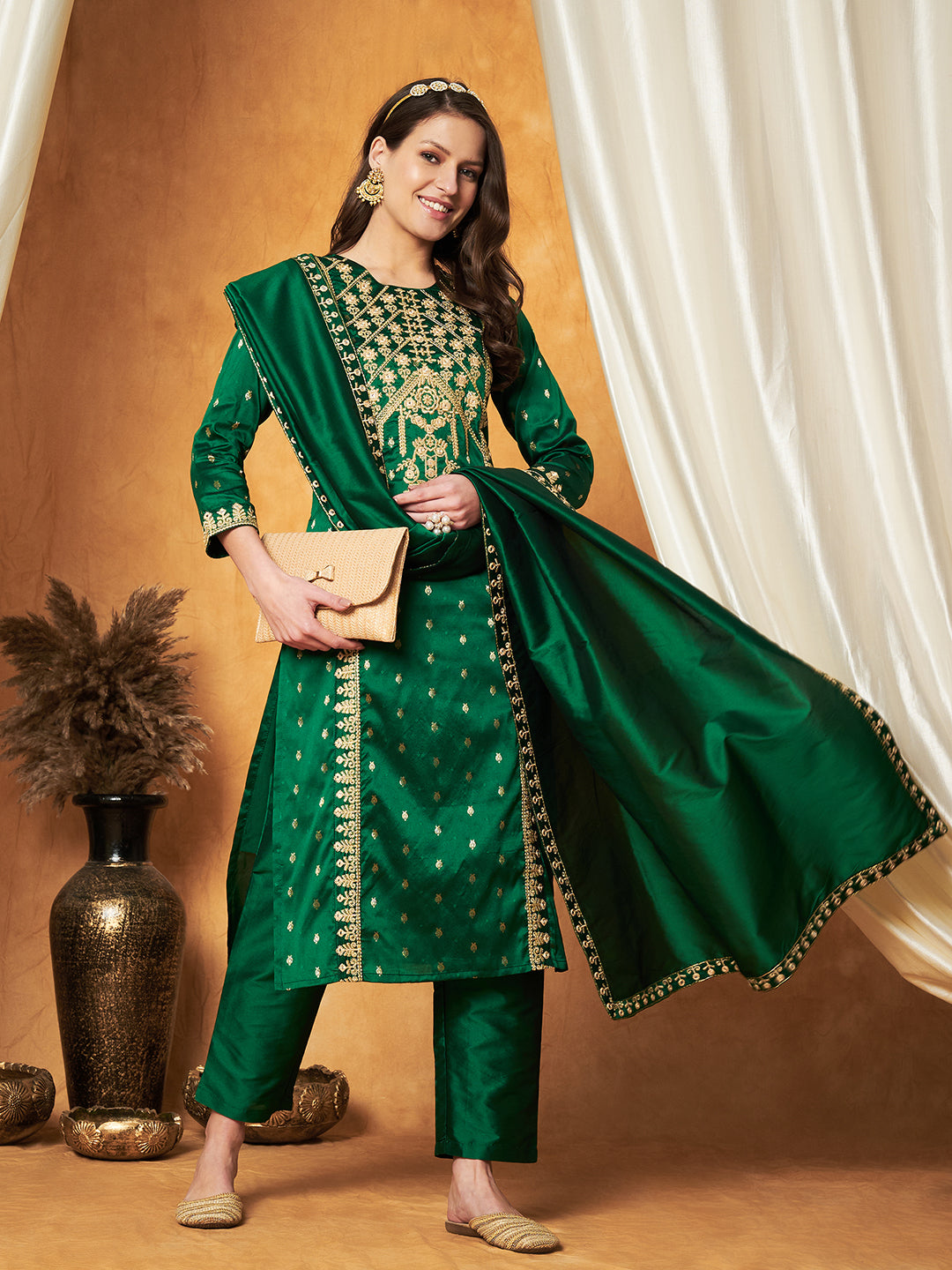 Elegant Green Kurta with Pant & Dupatta Set