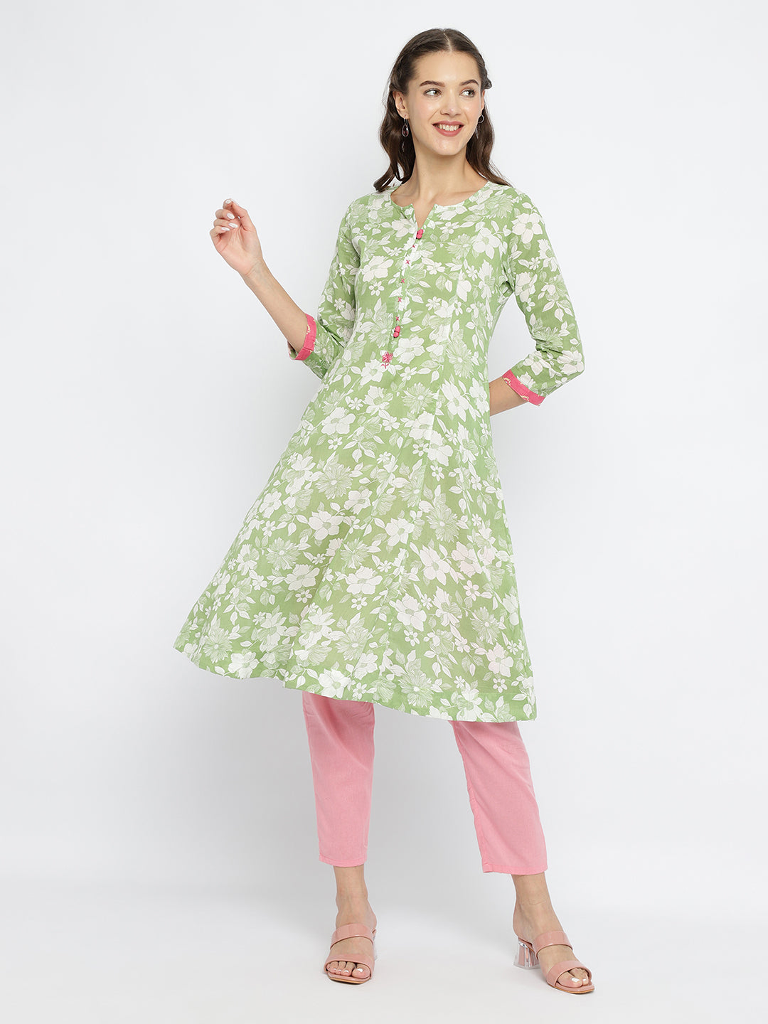 Women Green floral A-Line Kurta.