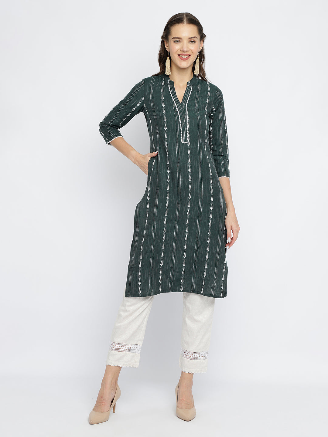 Women Green Dobby Weave Kurta.