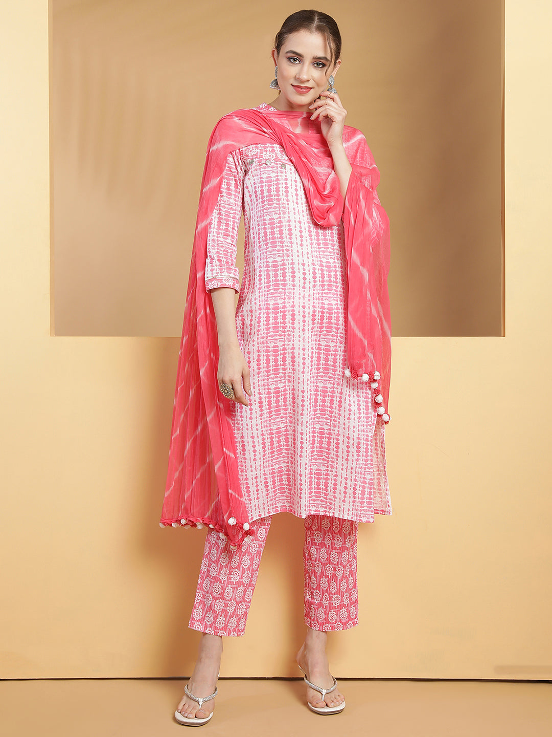Pink Shibori printed kurta with pant & with dupatta.