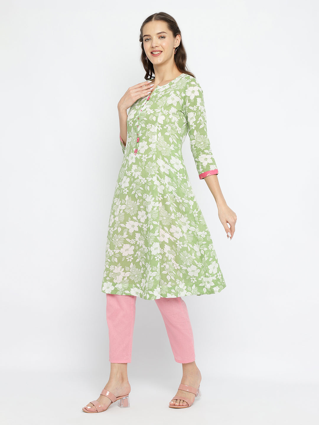 Women Green floral A-Line Kurta.