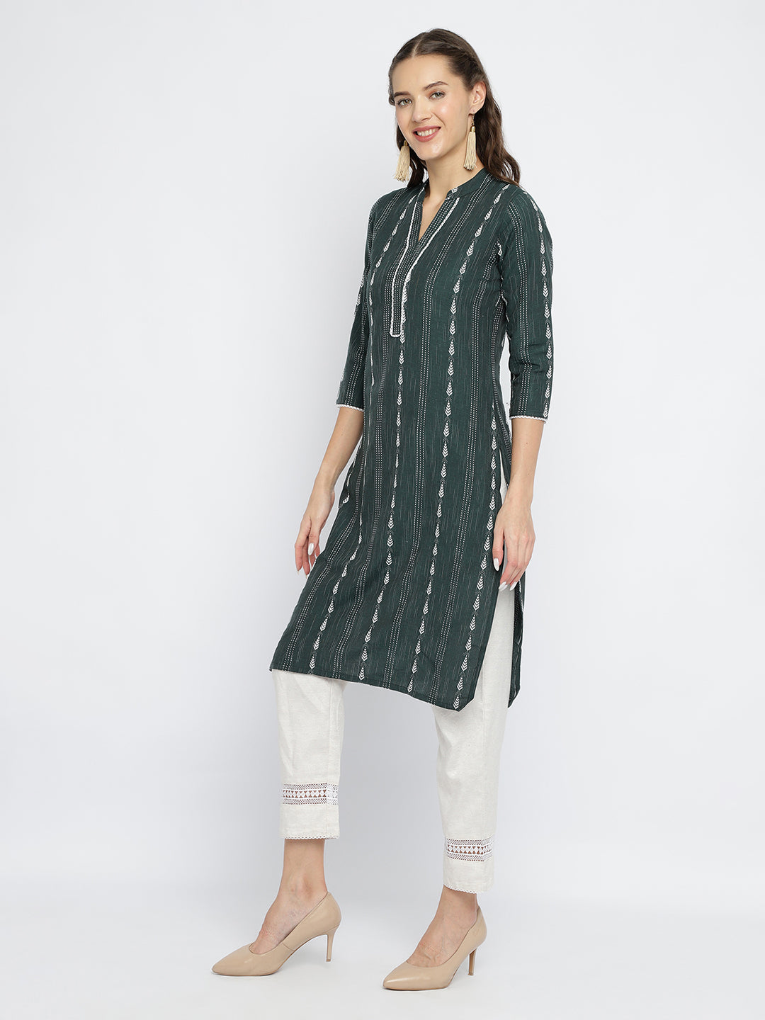 Women Green Dobby Weave Kurta.