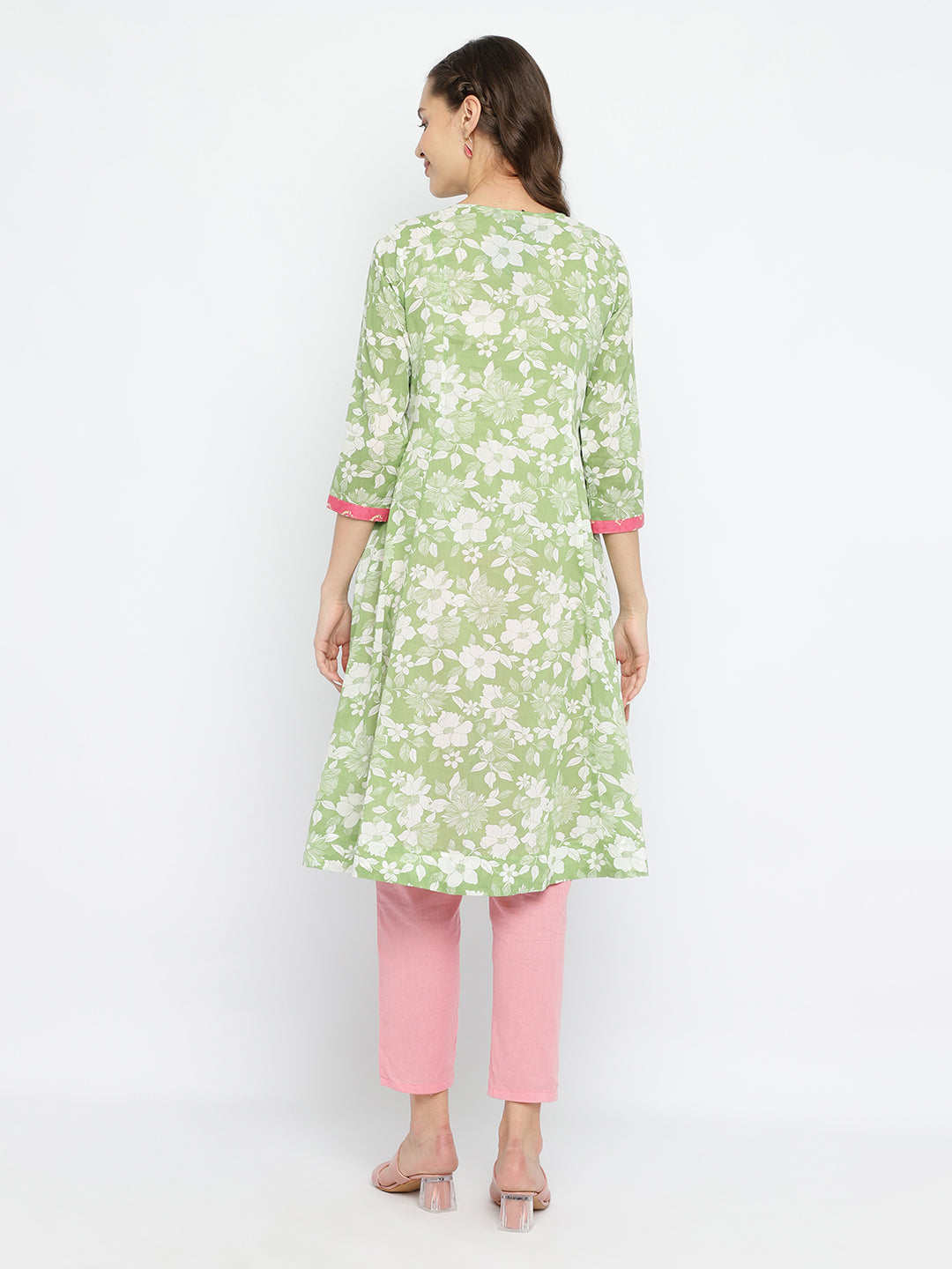 Women Green floral A-Line Kurta.