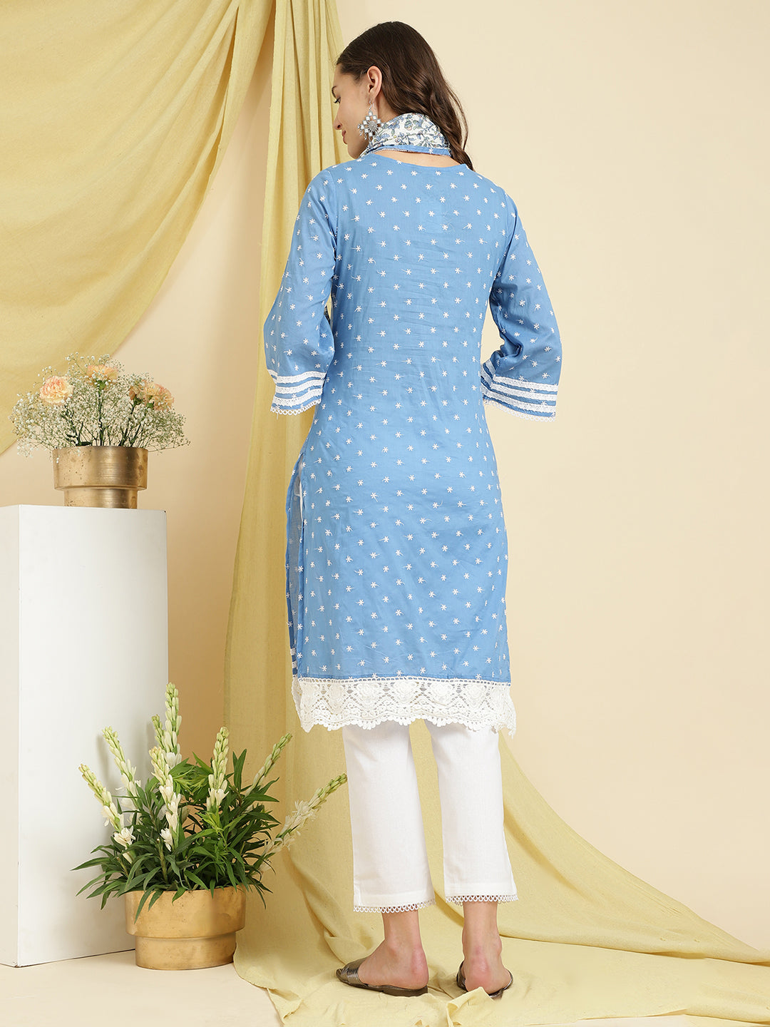 Blue Embroidered Kurta with Pant & With Scarf.