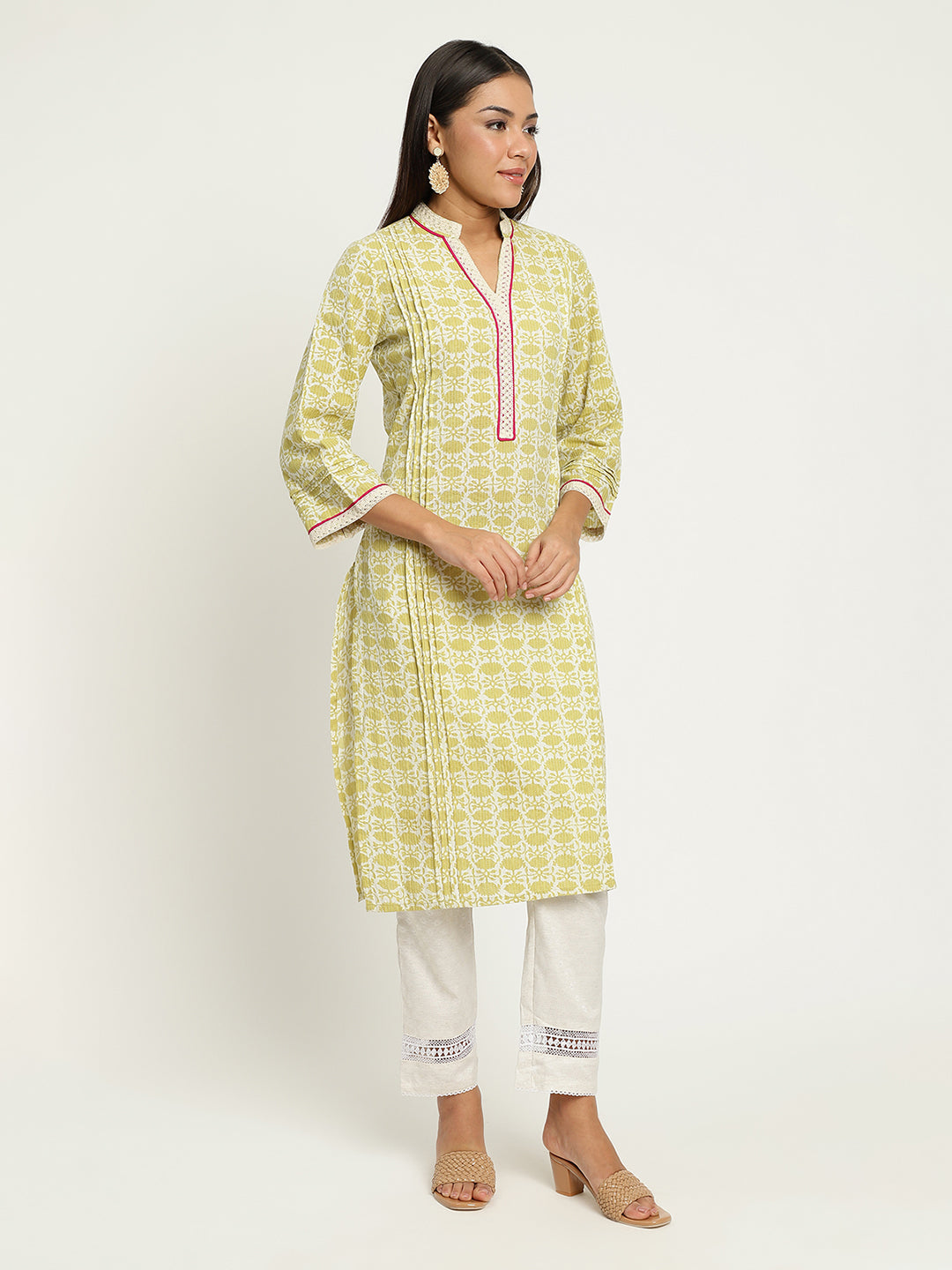 Be Indi Women Green Printed Kurta