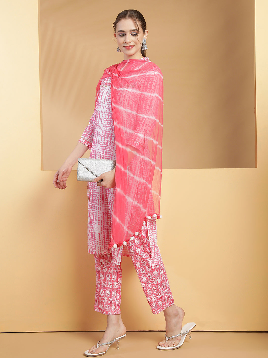 Pink Shibori printed kurta with pant & with dupatta.