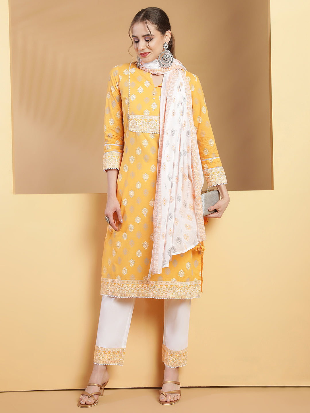 Yellow Ethnic Motif Printed Kurta With Pant & With Dupatta.