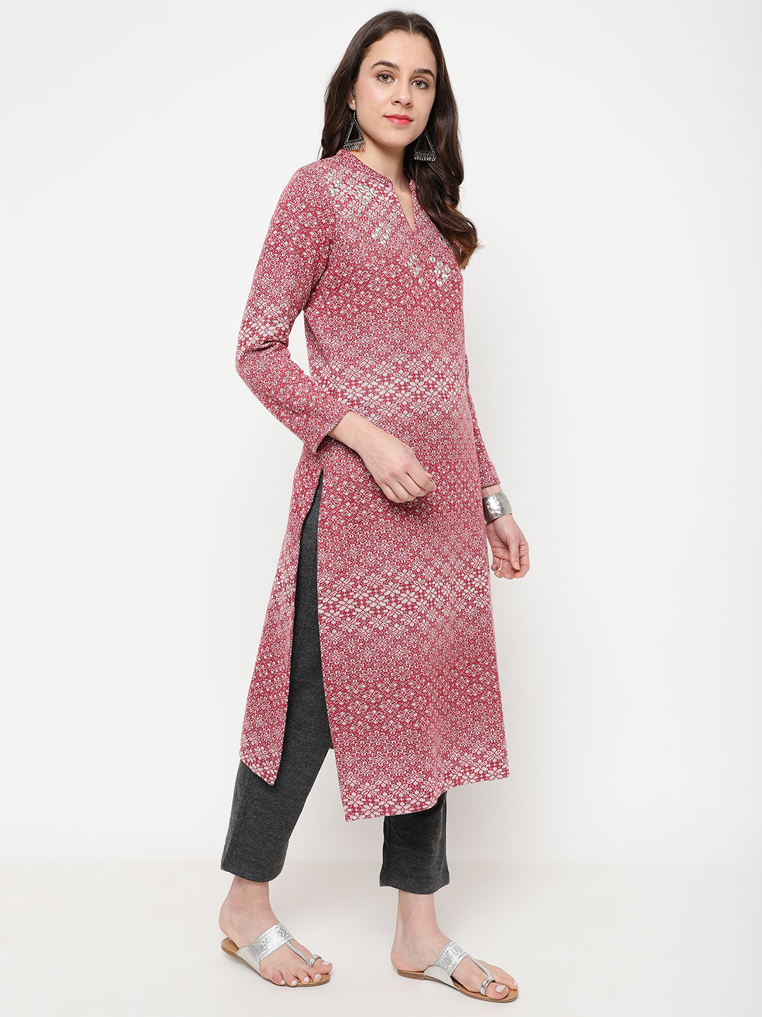 Be Indi Women Woolen Red Self Design Kurta