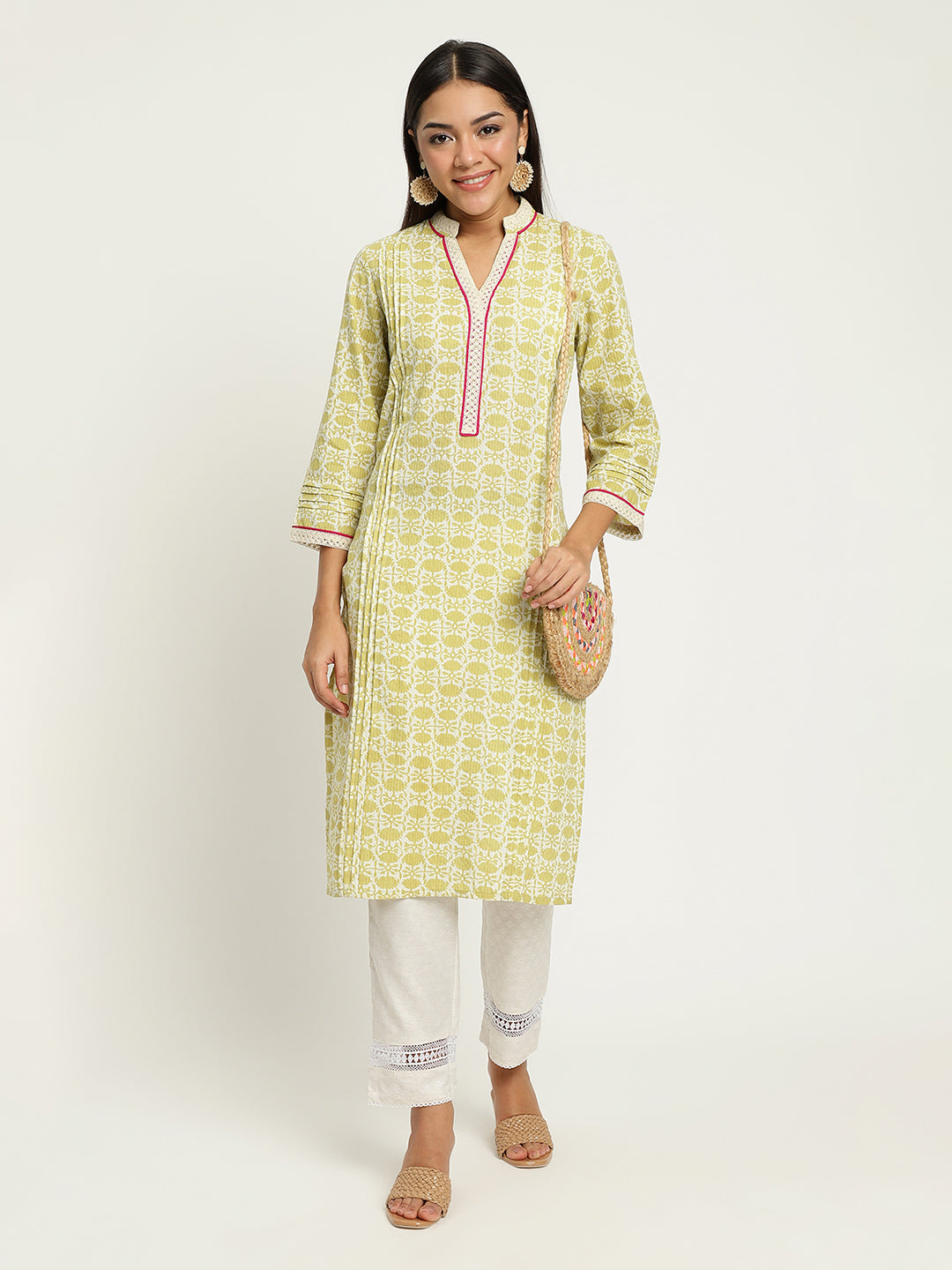 Be Indi Women Green Printed Kurta