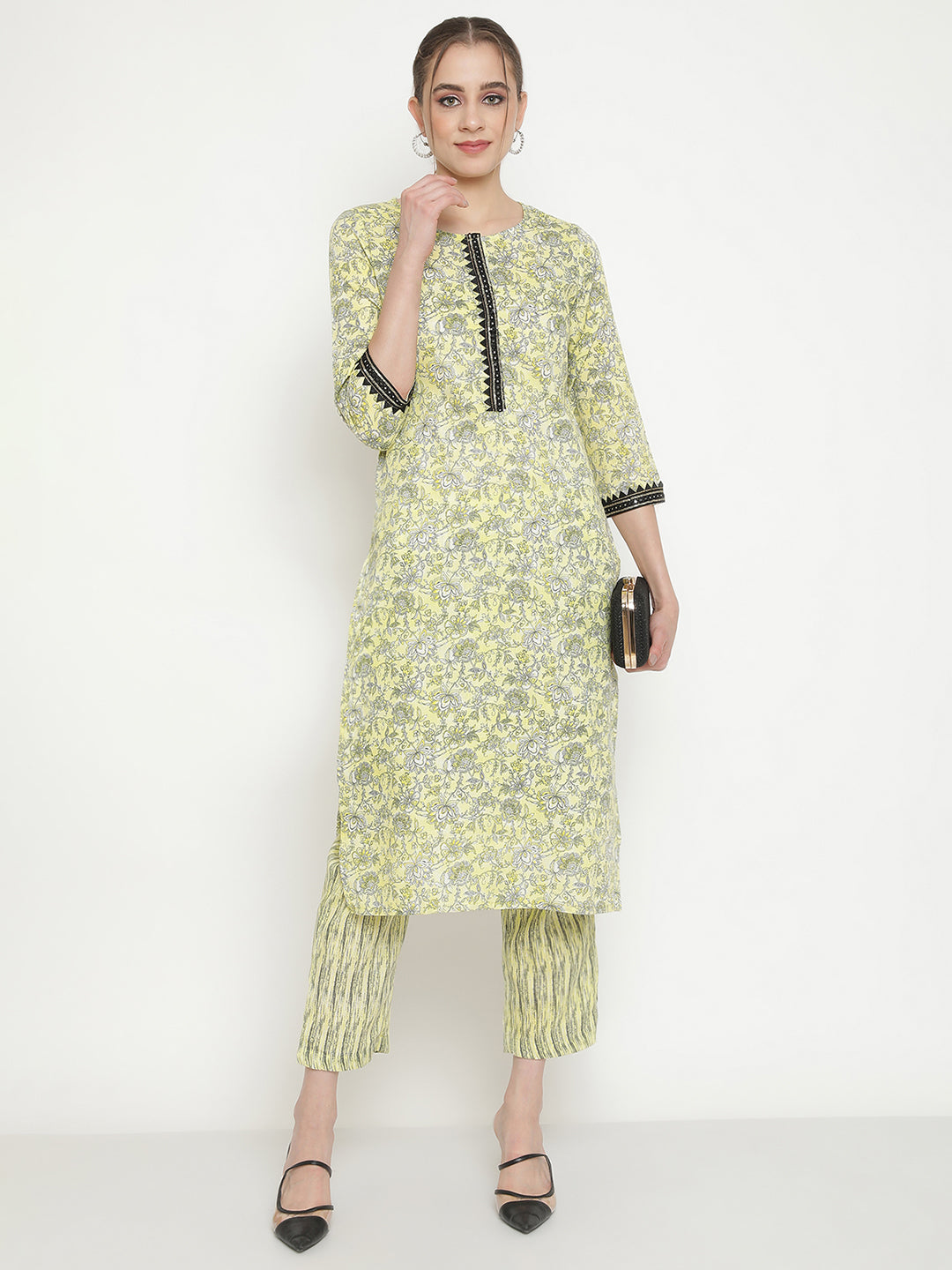 Yellow Floral Printed Kurta With Pant