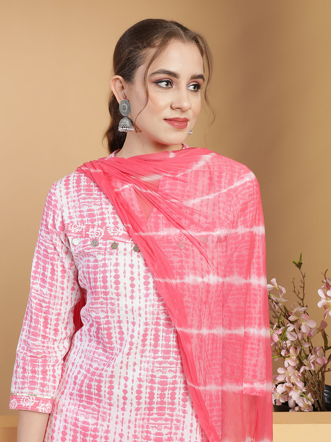 Pink Shibori printed kurta with pant & with dupatta.