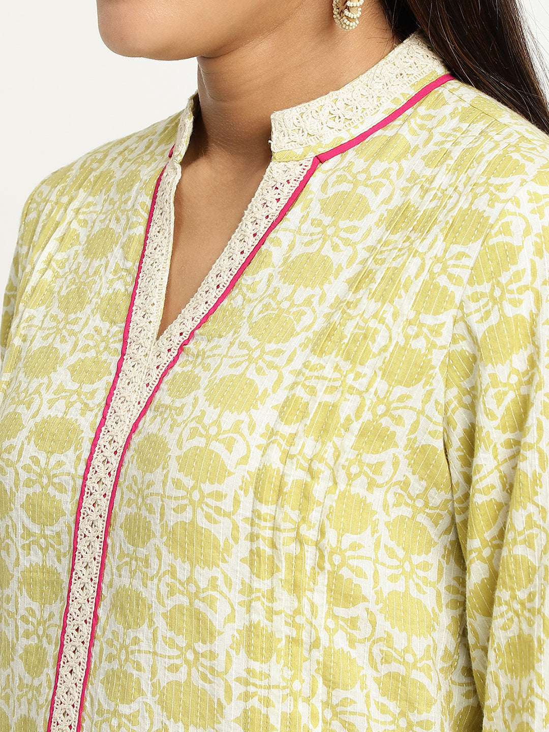 Be Indi Women Green Printed Kurta