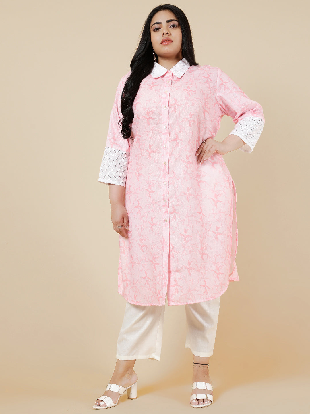Pink Plus Size Floral Printed straight kurta.