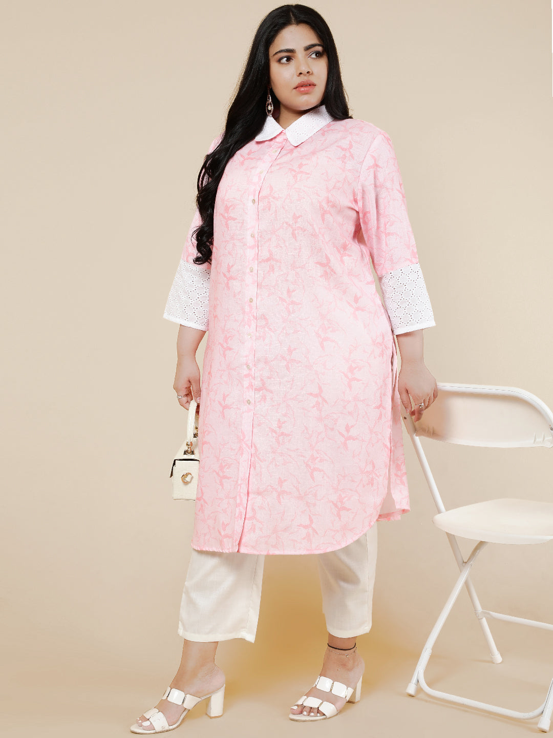 Pink Plus Size Floral Printed straight kurta.