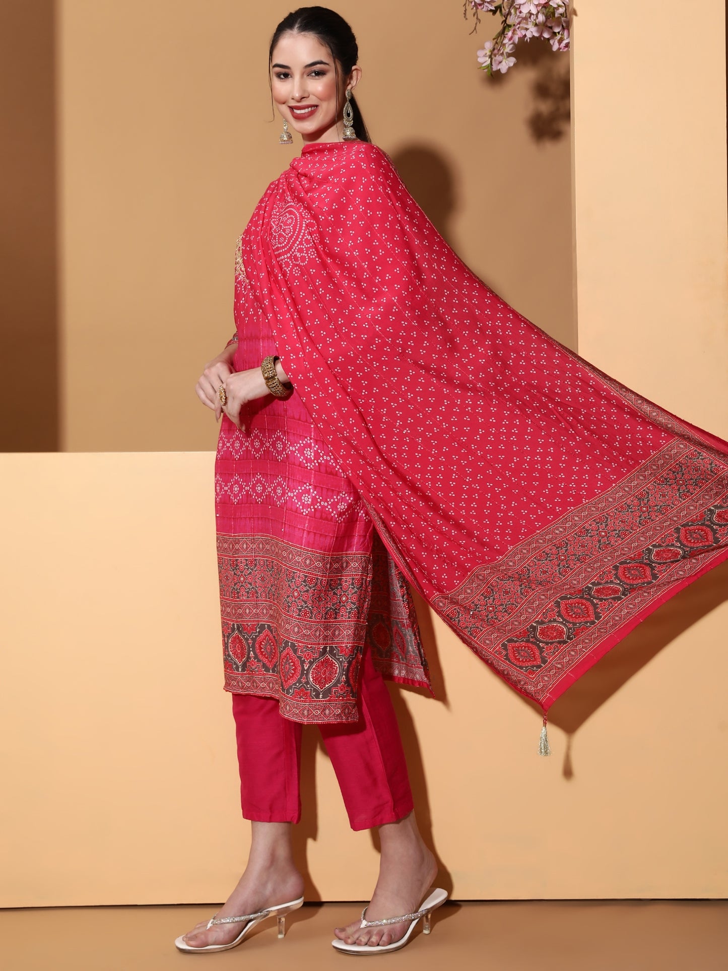 Be Indi Women Fuschia Zari Work Kurta With Pant & With Dupatta