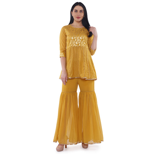 Be Indi Women Yellow Embroidered & Red Checked Pure Cotton Kurta with Trousers