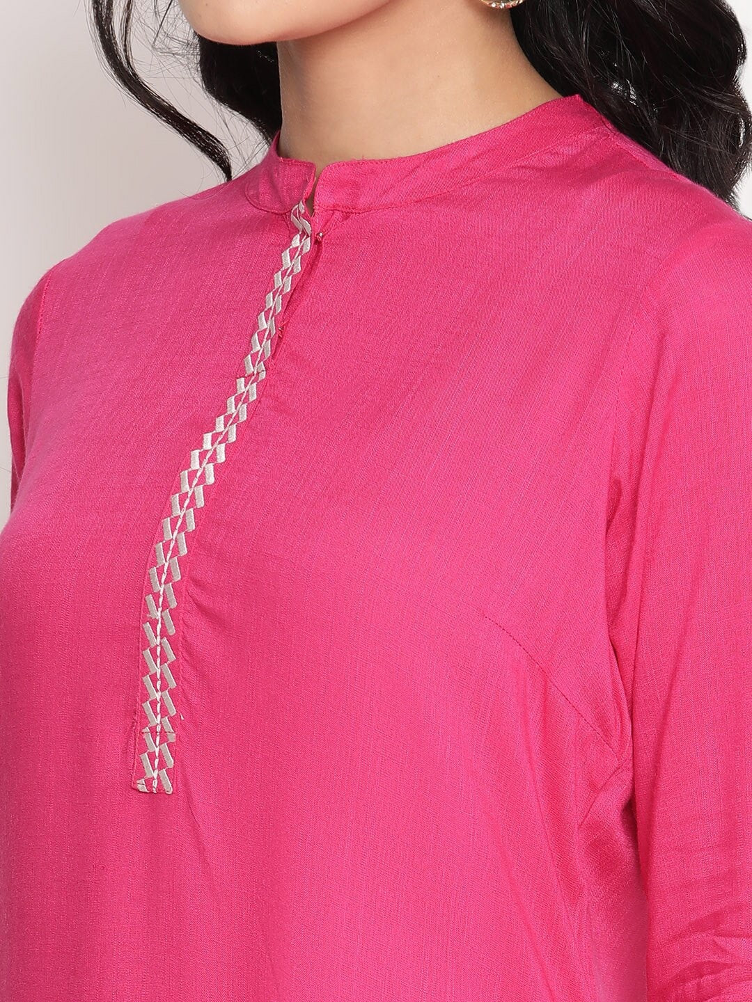 BeIndi Women Fuchsia Pink Solid Kurta
