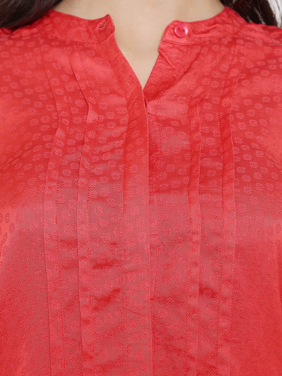 BeIndi Women Red Kurtas