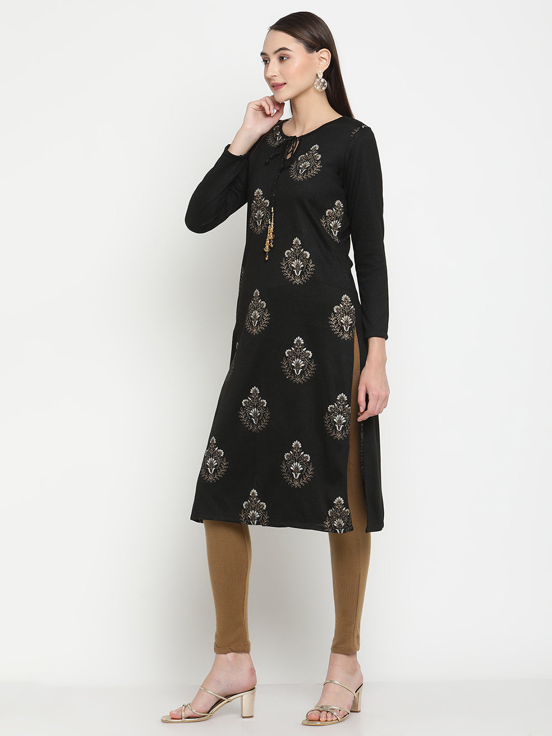 BeIndi Knitted Women Winter Black Ethnic Print Kurta