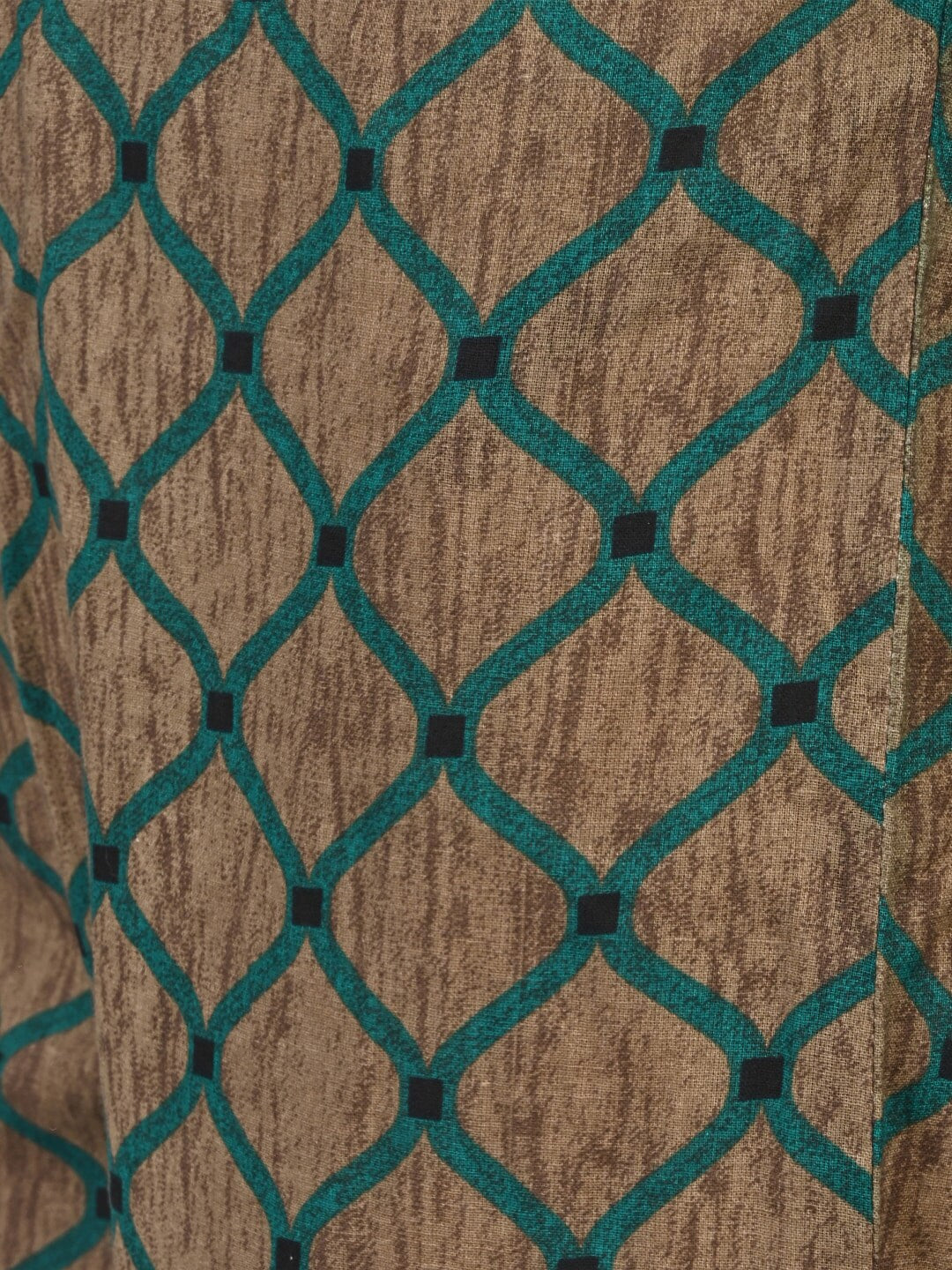 BeIndi Women Floral Printed Straight Kurta, Pant