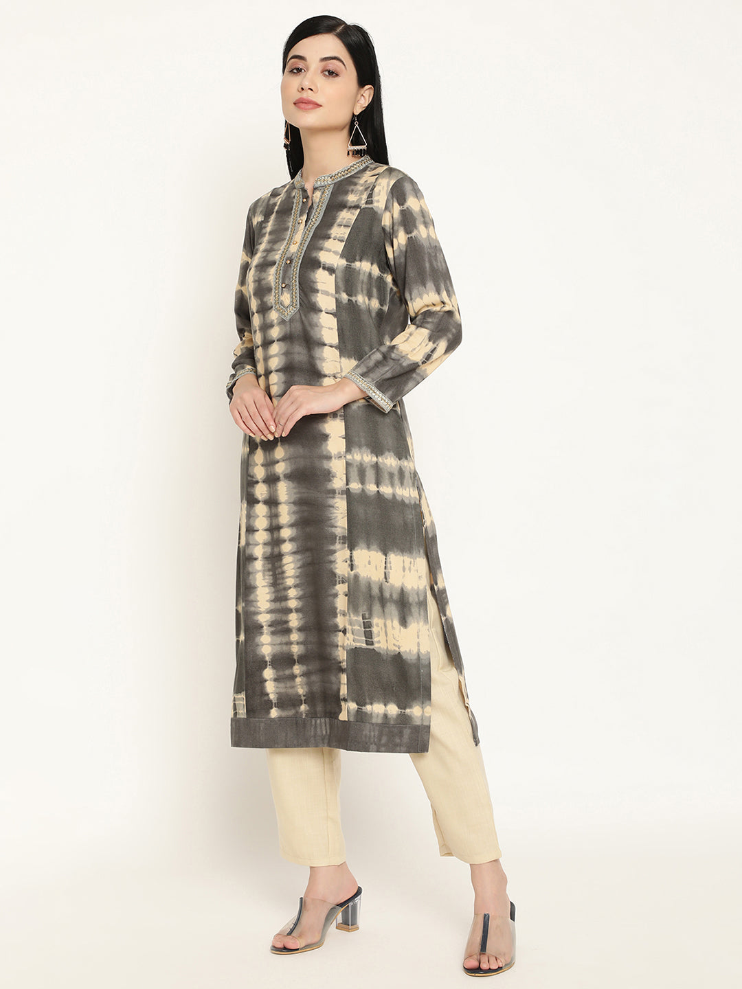BeIndi Women's Grey Tie & Dye, Mandarin Collar Kurta With Princess Panels & Delicately Woven Lace.