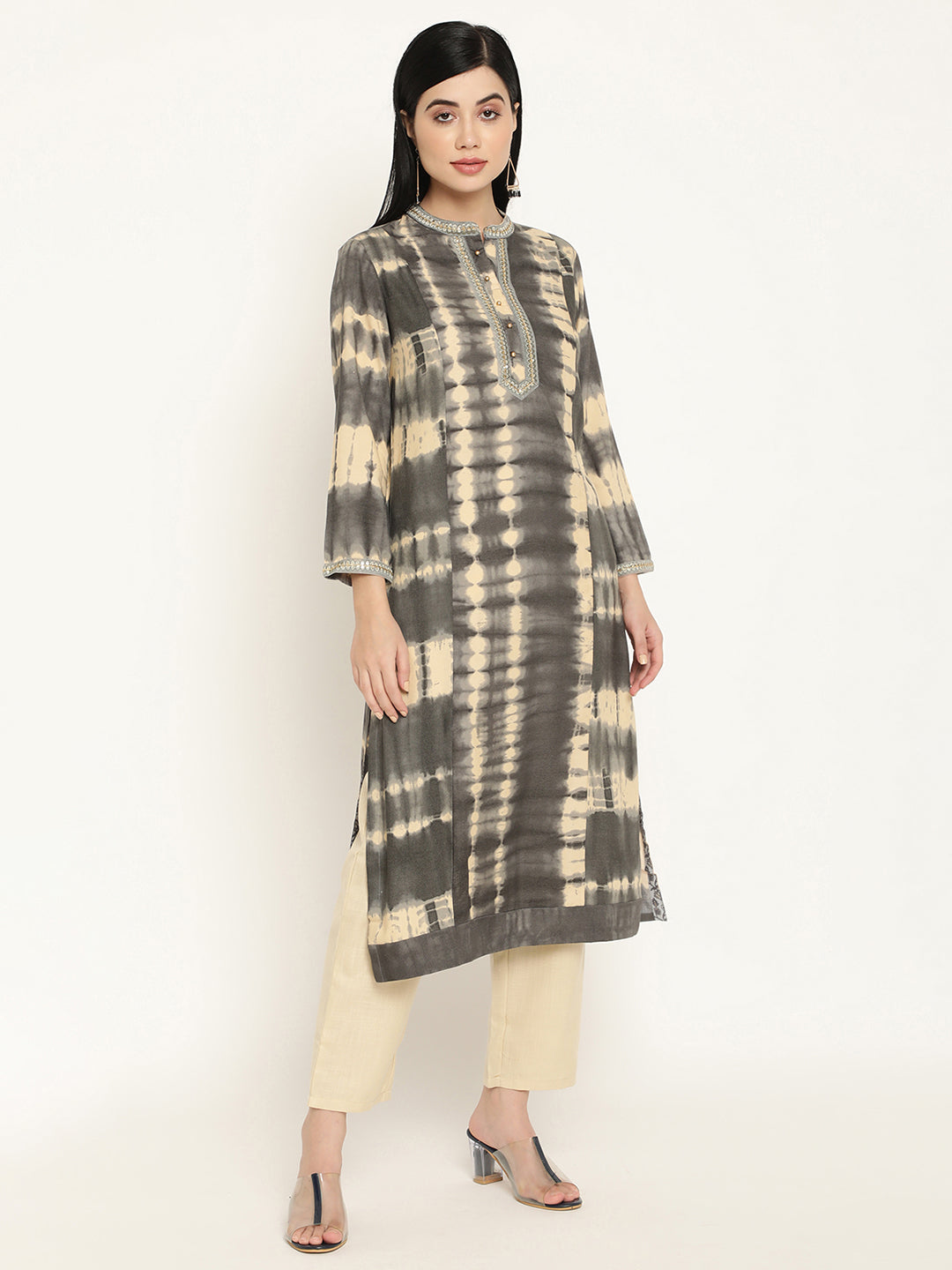 BeIndi Women's Grey Tie & Dye, Mandarin Collar Kurta With Princess Panels & Delicately Woven Lace.