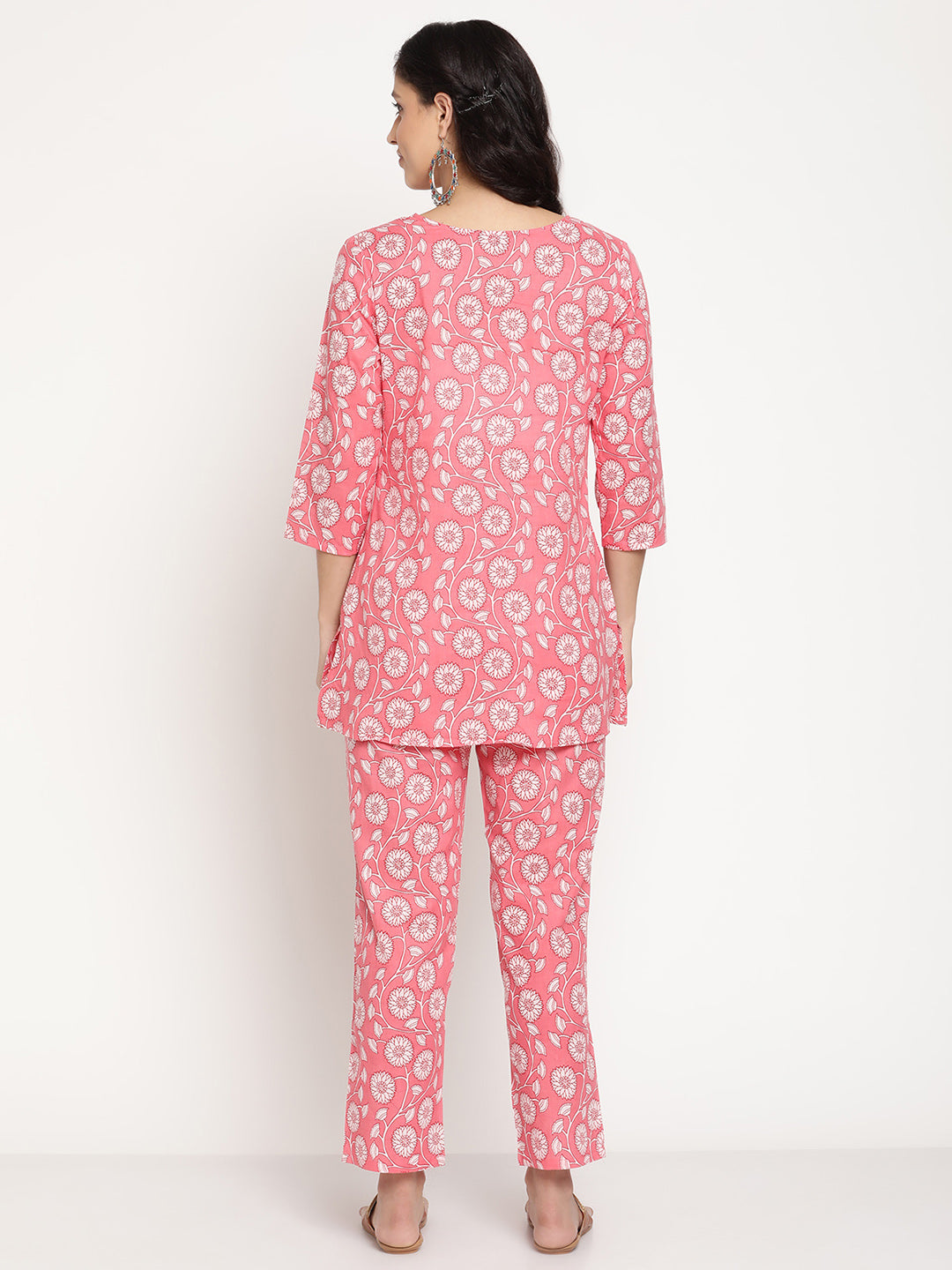 Be Indi Women Pink White Floral Printed Lounge Set