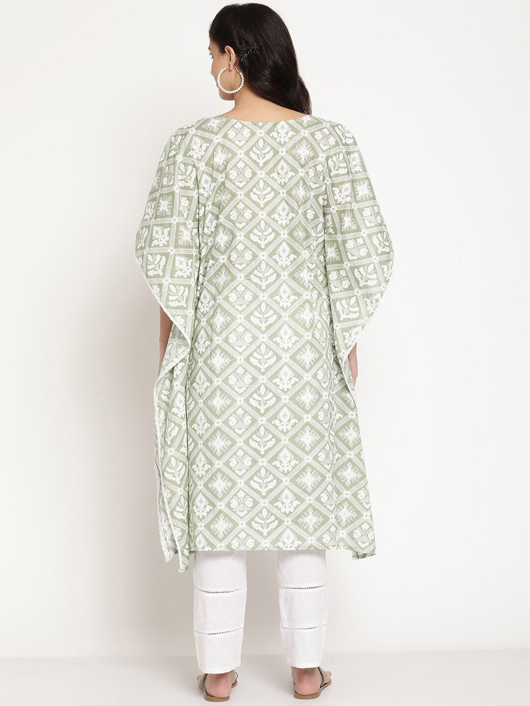 Be Indi Women Green White Geomatric Print Design Crochet Lace Stone Button Detailing Kaftan