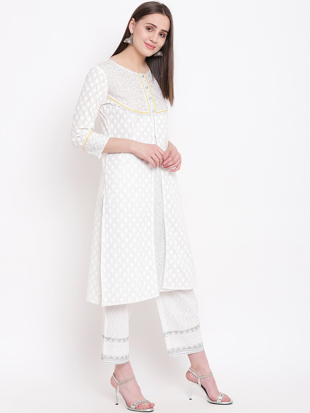 BeIndi Women White Kurtas