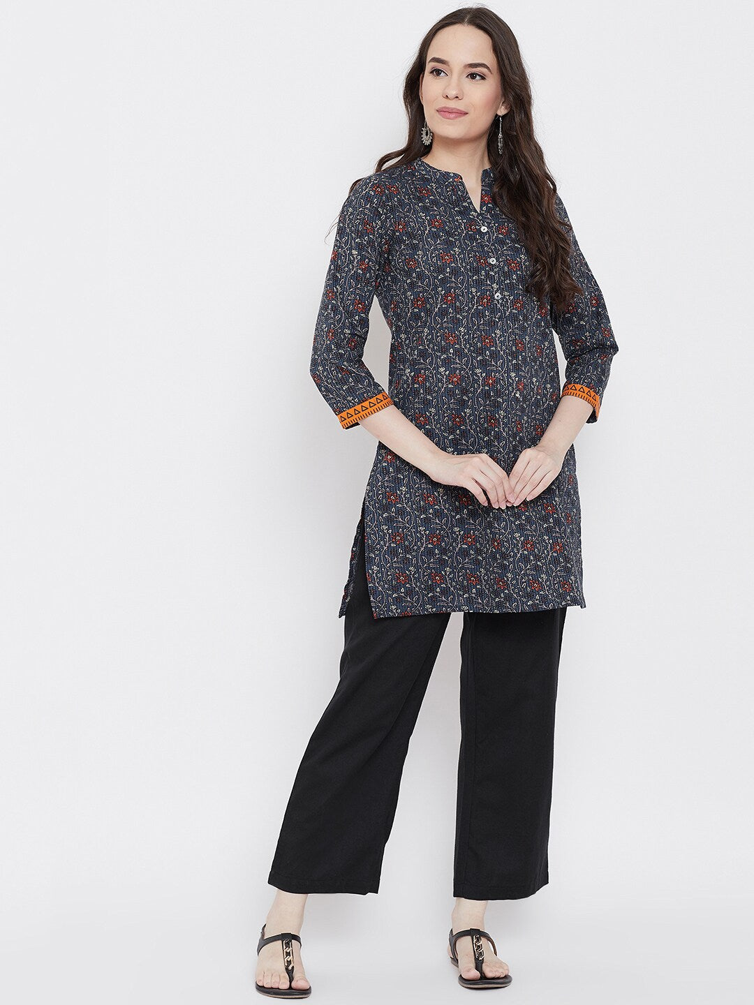 Be Indi Women Navy Blue Solid Straight Fit Trousers