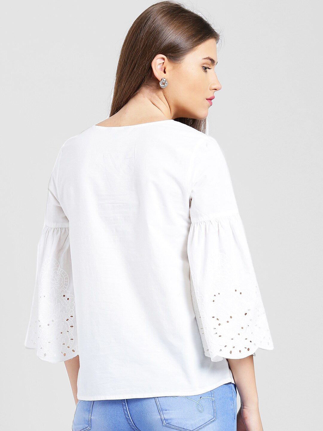 BeIndi Women Black Floral Top
