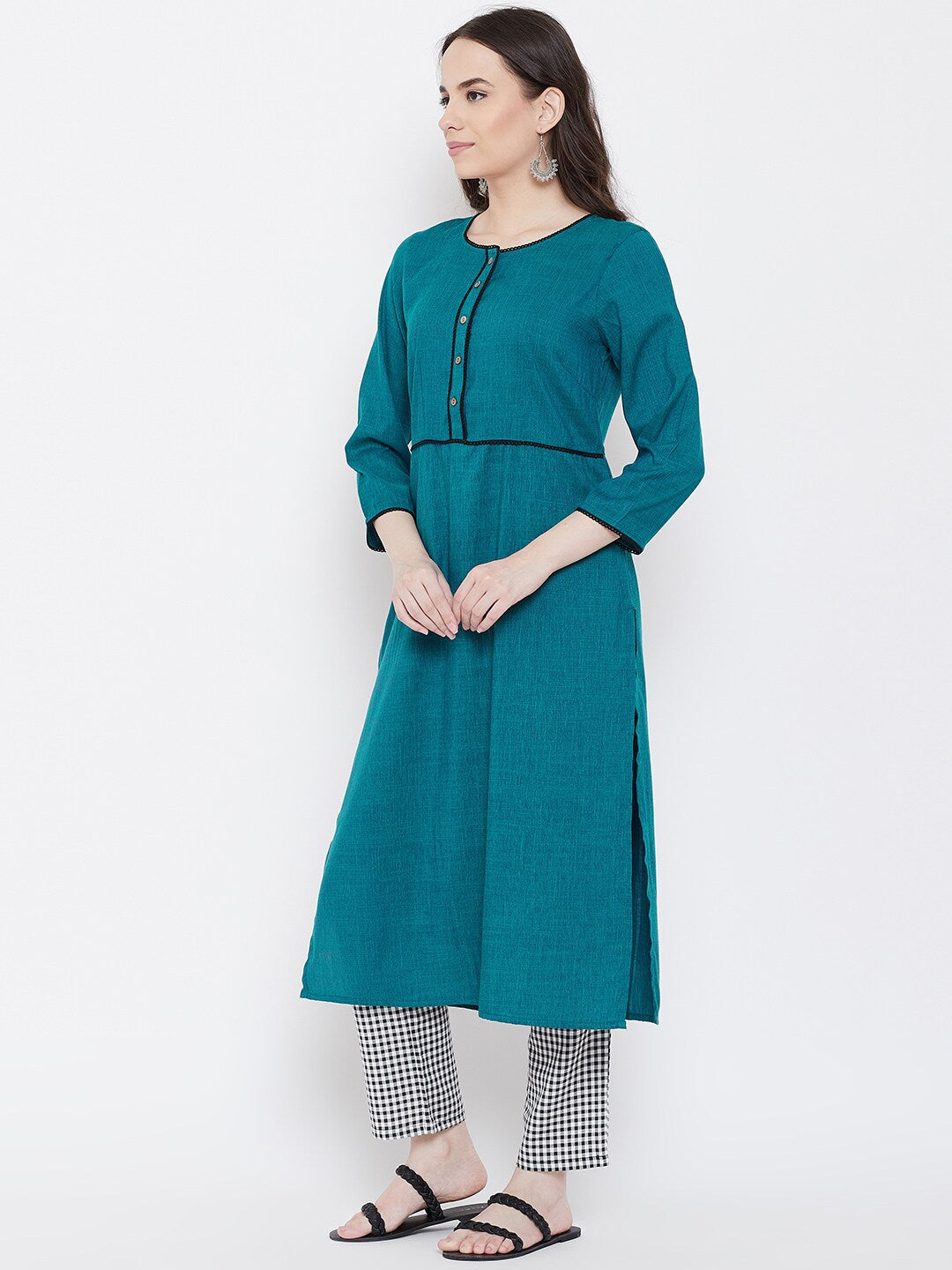BeIndi Women Teal Solid Kurta Sets