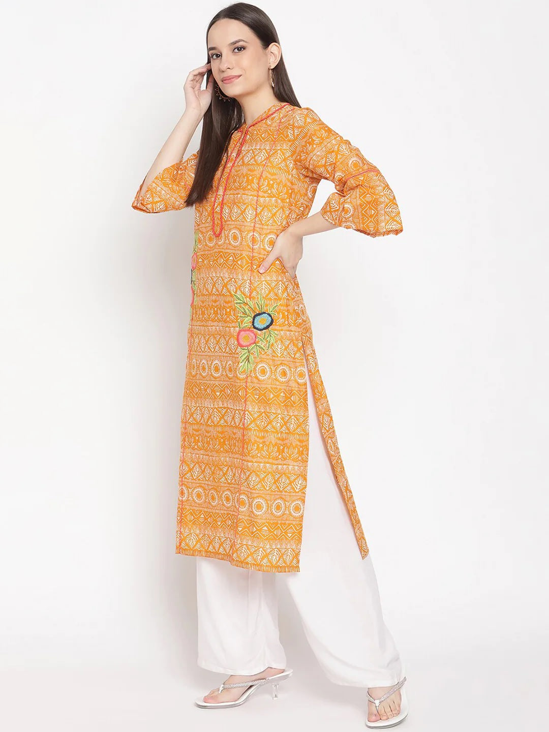 Be Indi Women Orange & White Geometric Printed Flared Sleeves Thread Work Kurta