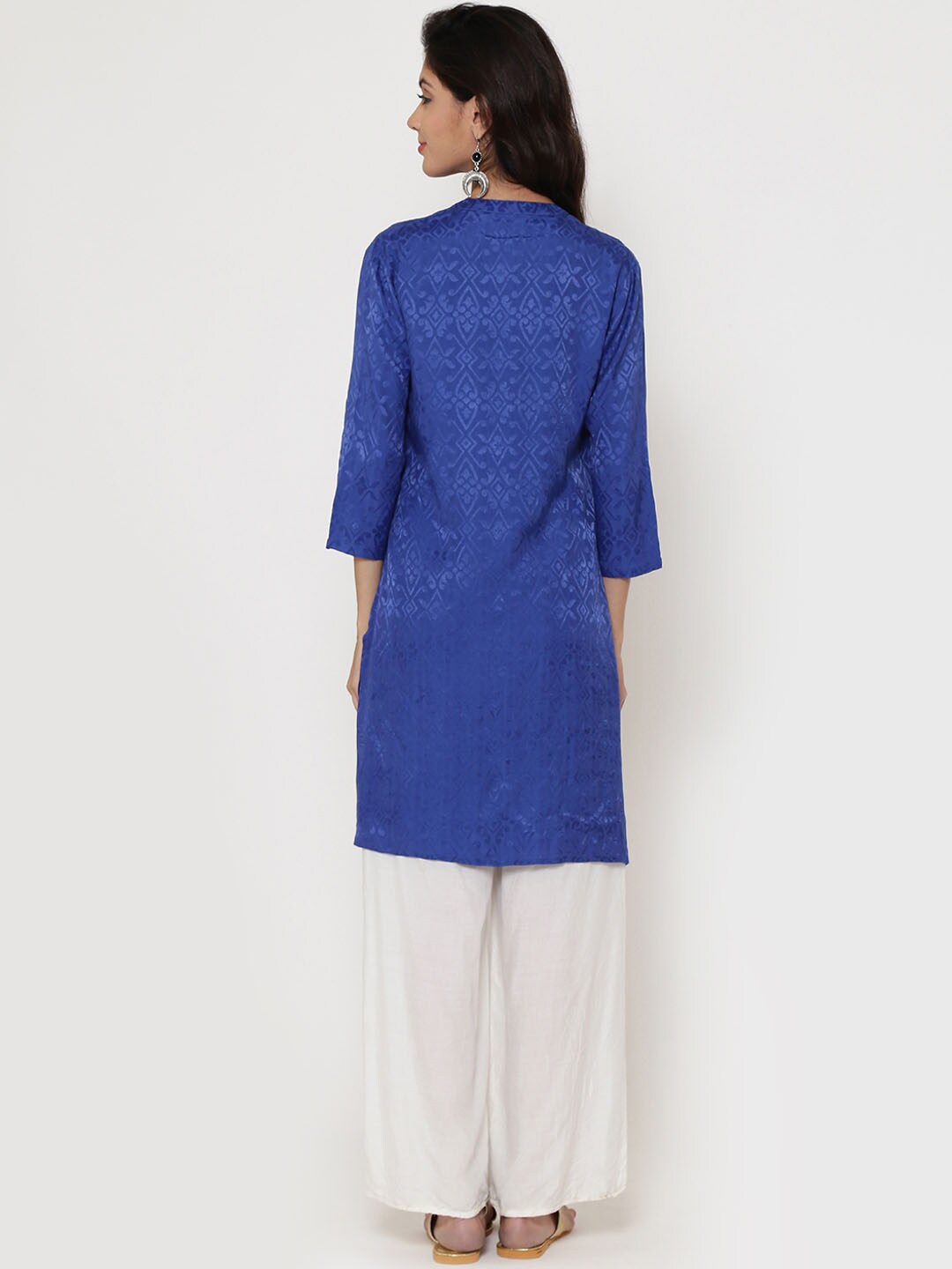 BeIndi Women Navy Blue Kurtas