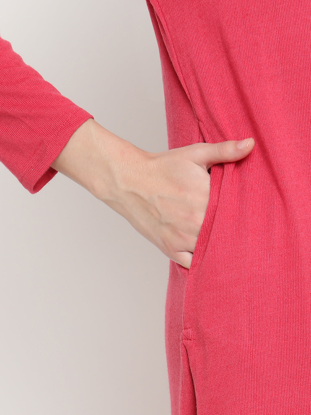 BeIndi Knitted Women Winter Pink Embroidered Kurta