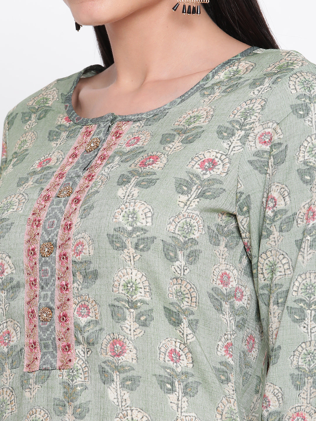 Be Indi Women Green Floral Printed Kurta with Trousers