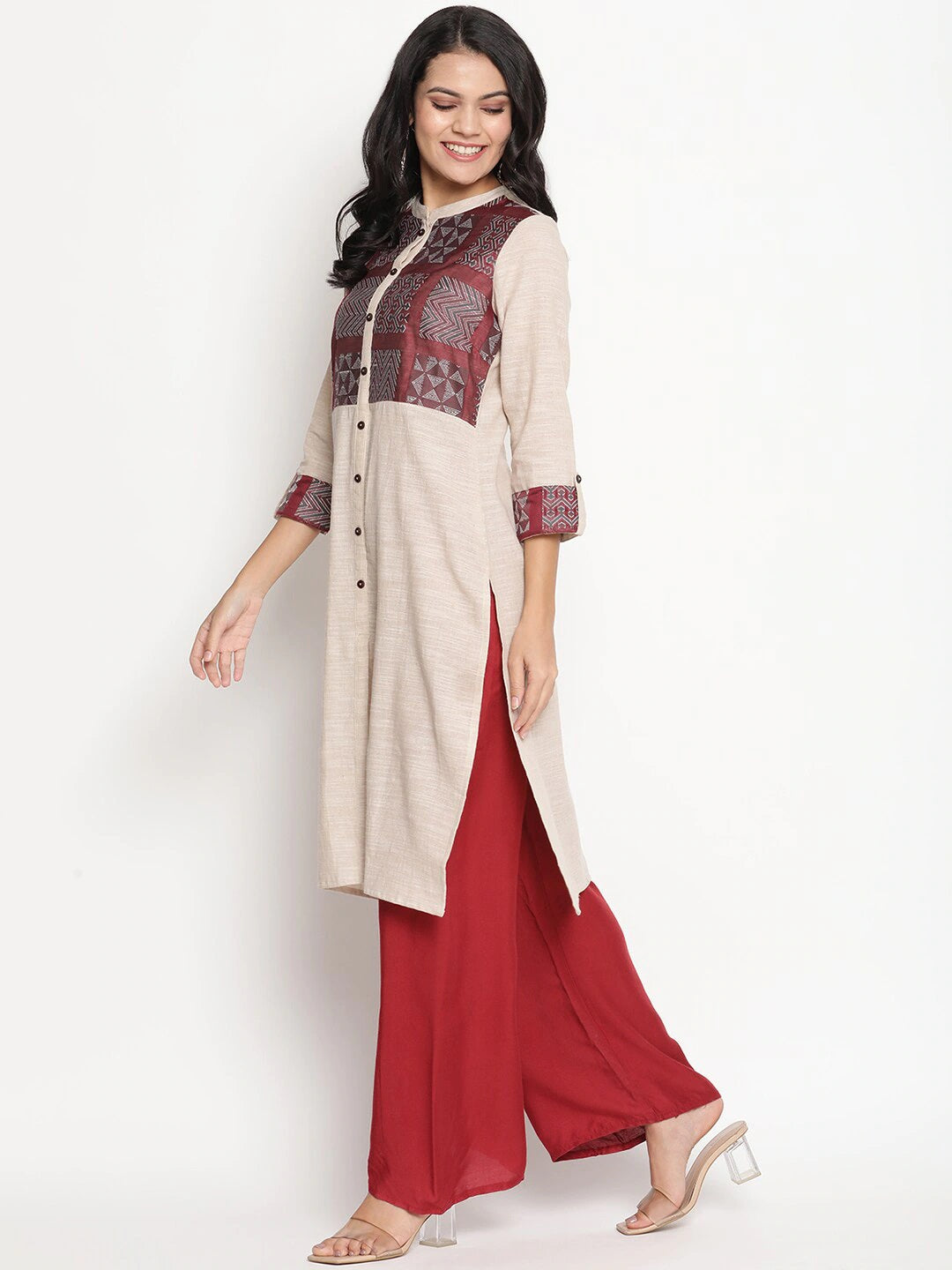 BeIndi Women Beige Geometric Checked Cold-Shoulder Sleeves Thread Work Kurta