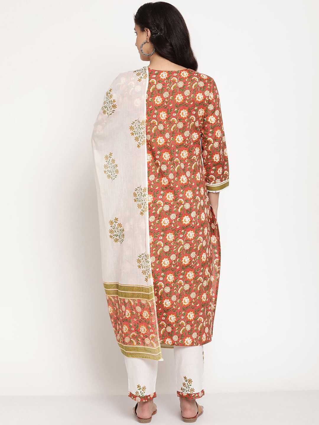 Be Indi Women Rust Floral Printed Cotton Lace And Pearl Button Detailing kurta,Pant With Dupatta