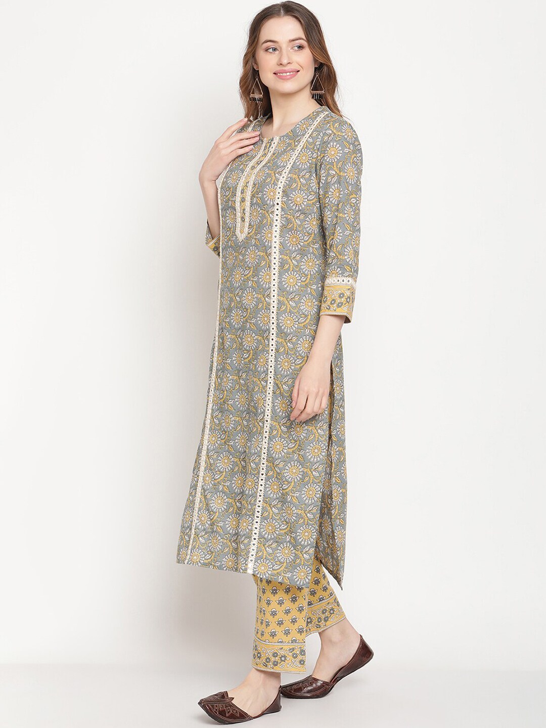 BeIndi Women Grey Yellow Floral Print Mirror Lace Patch Design Kurta With Pant & Dupatta