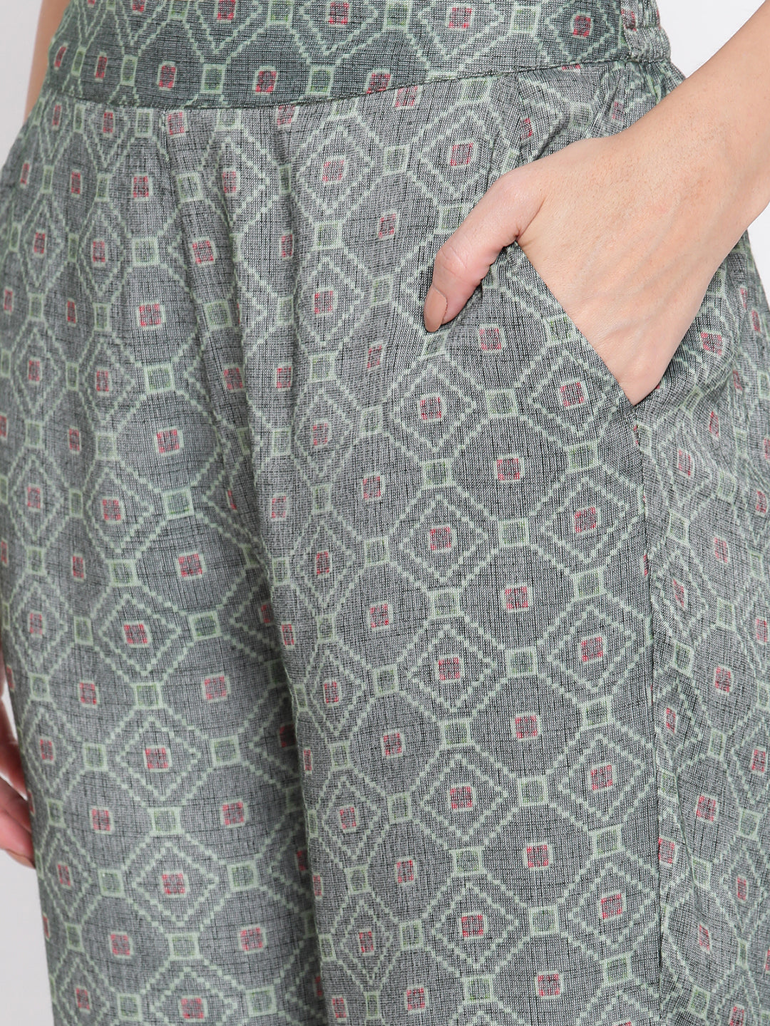 Be Indi Women Green Floral Printed Kurta with Trousers