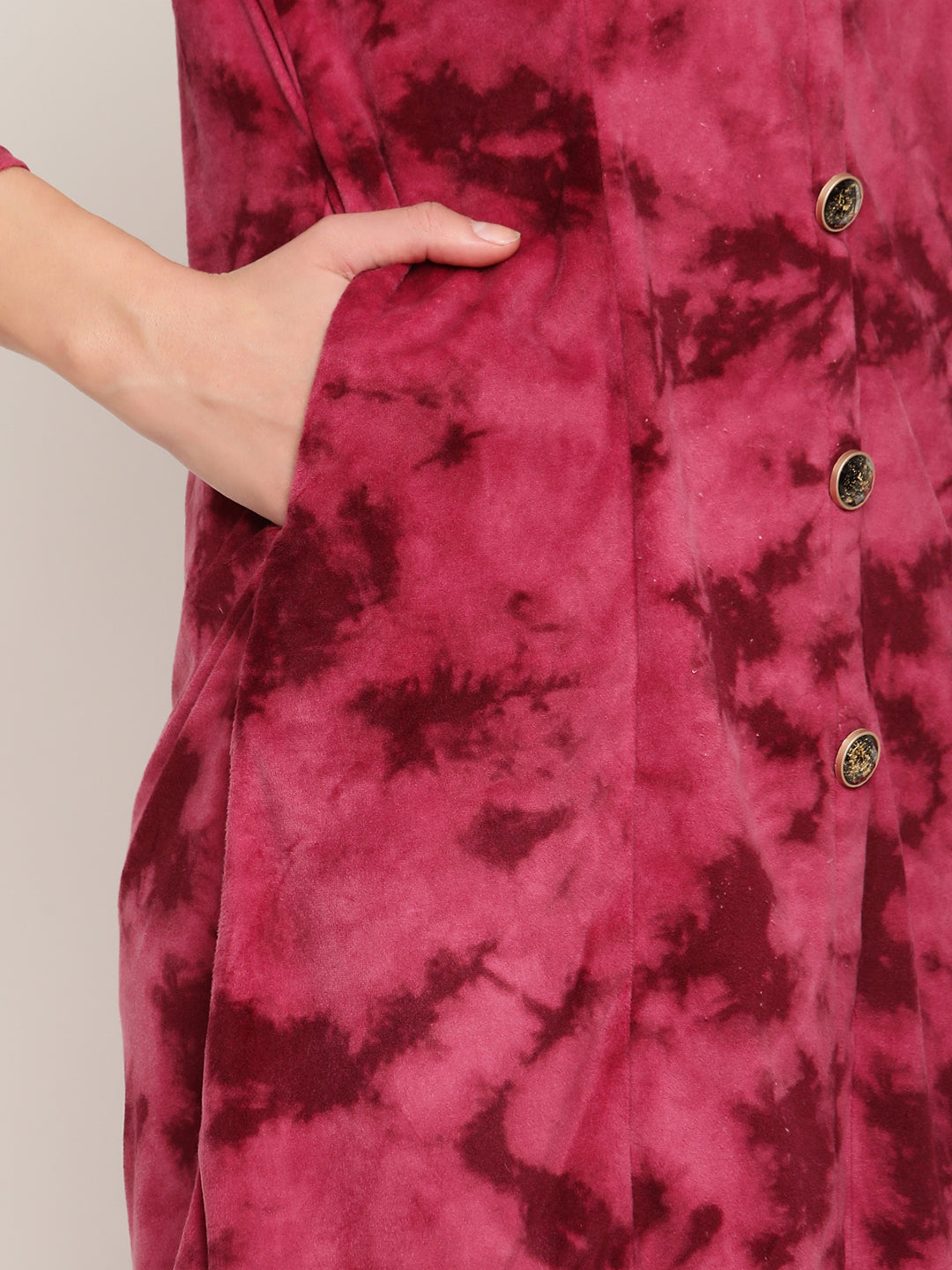 Be Indi Women Velvet tie and dye Printed A-Line Kurta With Pant .
