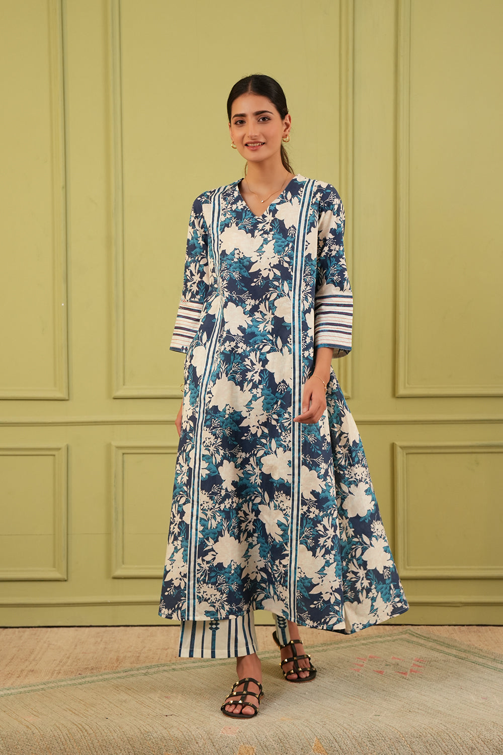 Azure Bloom Kurta Set