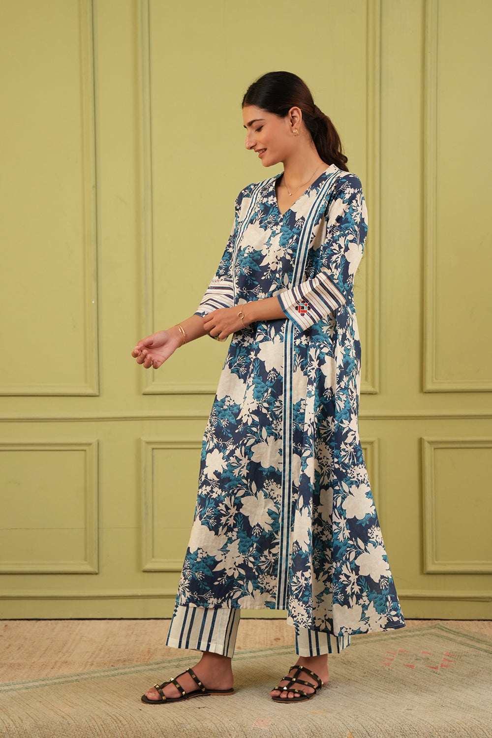 Azure Bloom Kurta Set