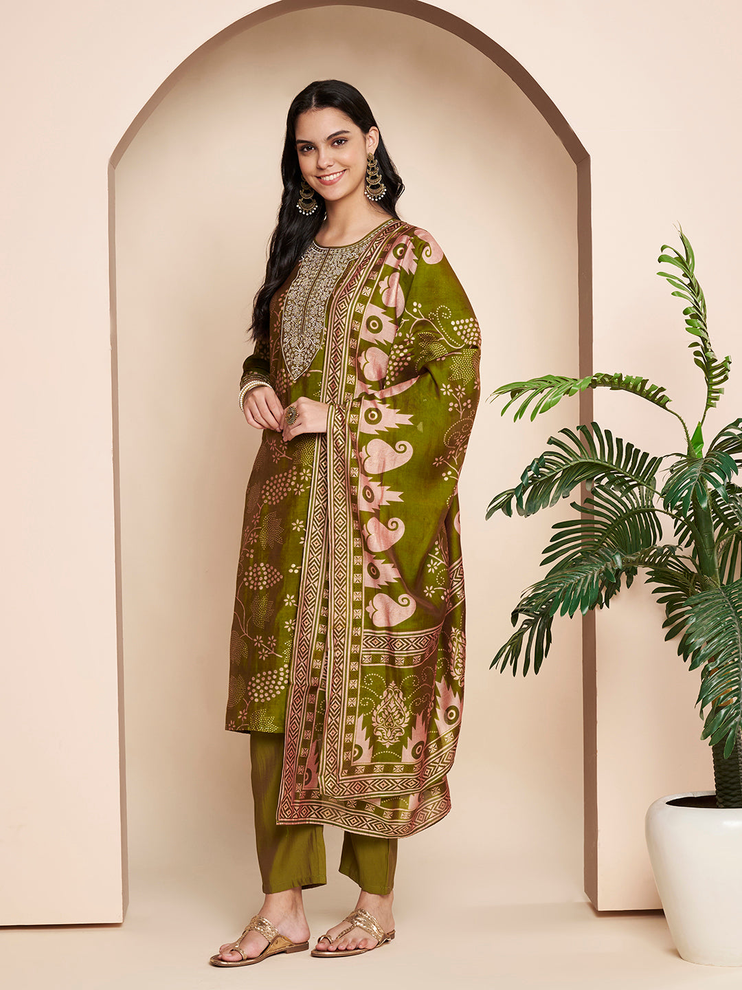 Green Embroidered Kurta Set with Pant & Dupatta