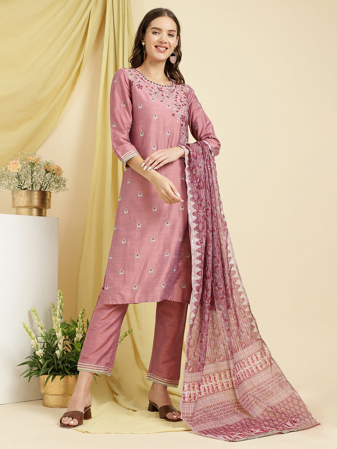 Women Purple Embroidered Kurta with pant & with Printed  dupatta.