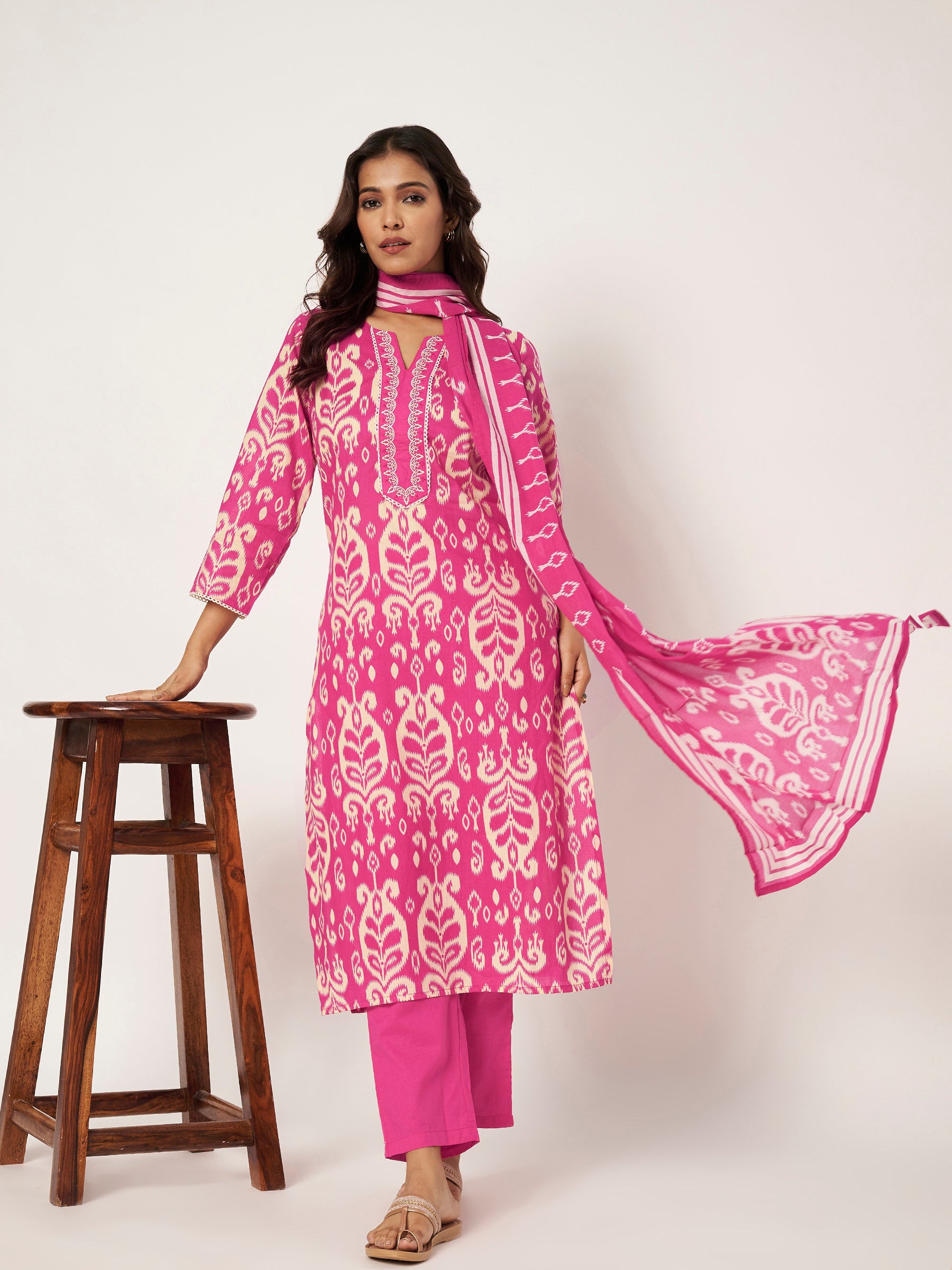 Pink Ikat Bloom Set