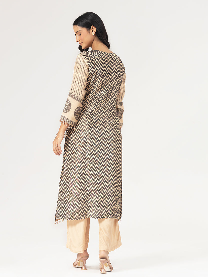 Aira Kurta Set