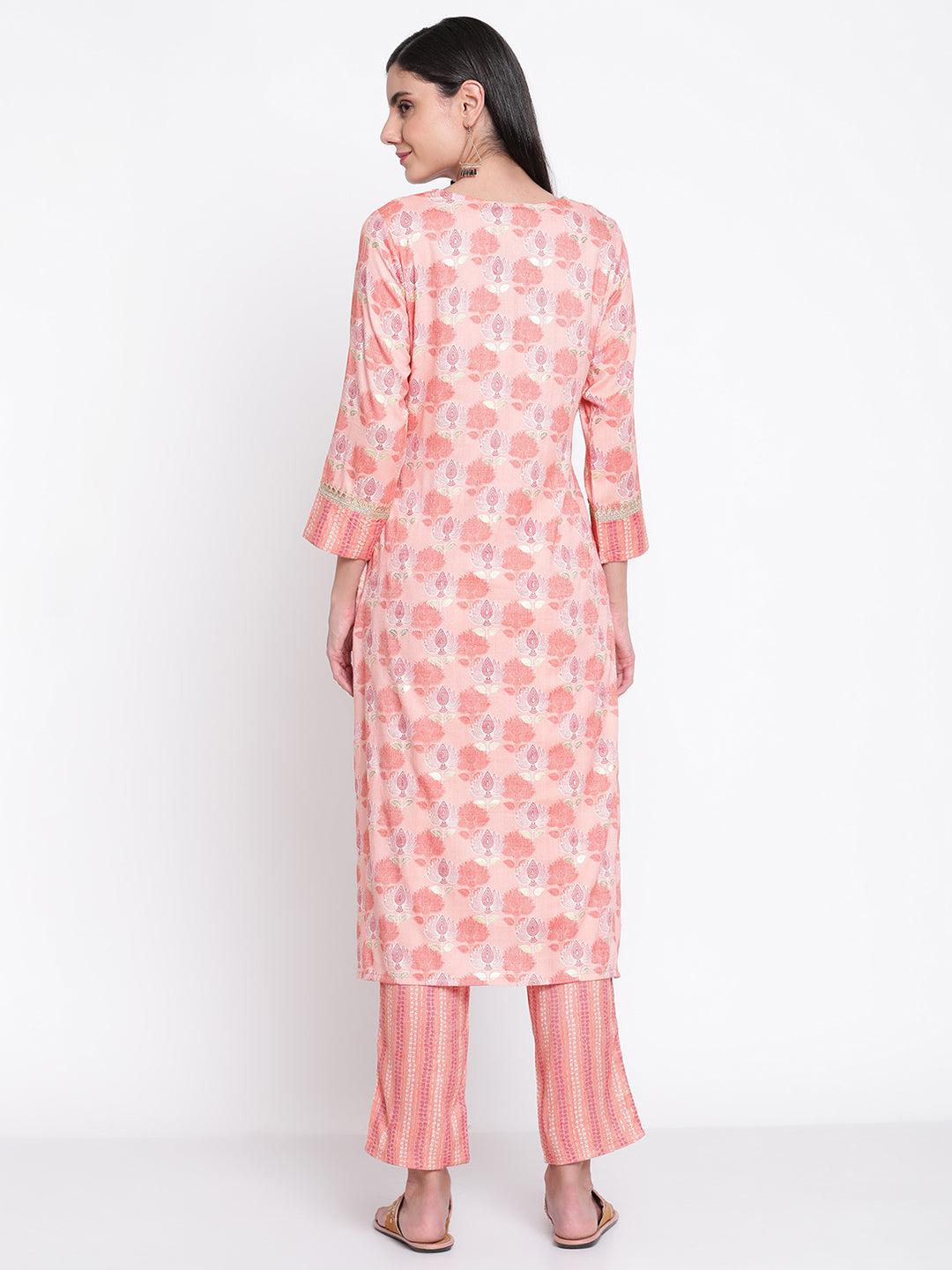 Be Indi Women Peach-Coloured Floral Printed Gotta Patti Kurta with Trousers
