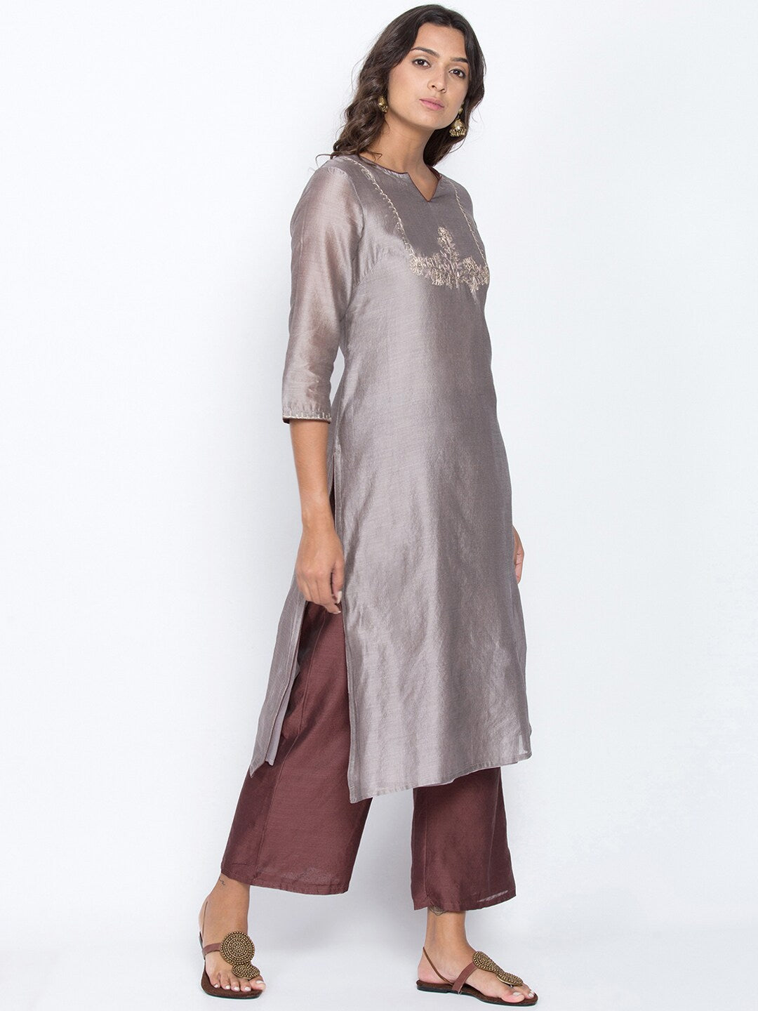 BeIndi Women Grey & Brown Kurta Sets