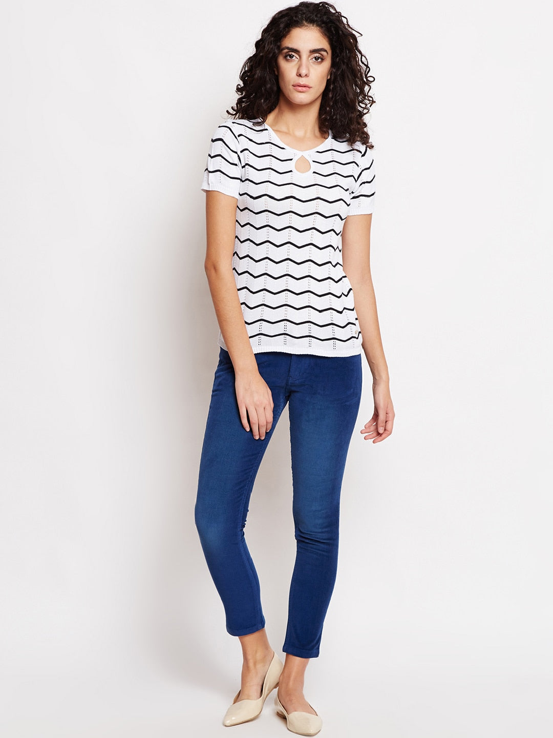 BeIndi Women White Round Neck Flat Knit Top